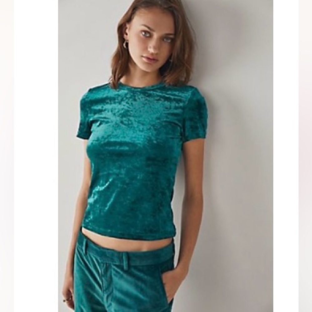 Free people velvet baby tee new with tags small - jade jewel